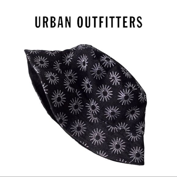 NEW Icon Urban Outfitters UO Corduroy Black Bucket Hat - Picture 3 of 3